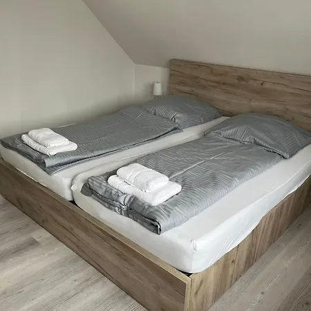 Bernstadt * Bernstadt (Alb-Donau)